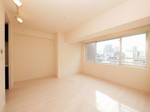 RIDGE北堀江の内装