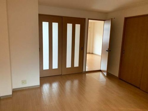 エンジェルウイング(Angel Wing)の居間