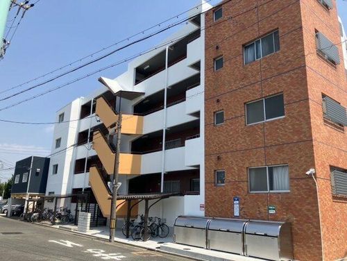 レジデンス遠若の外観