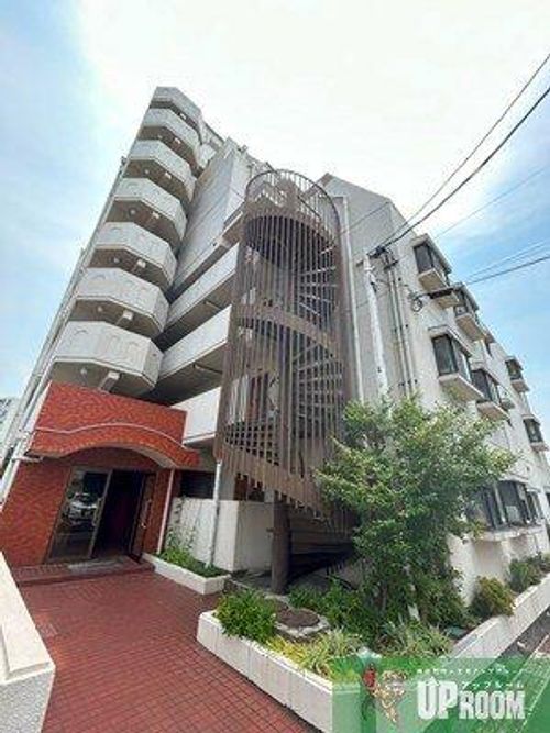 シャトー南八事501の外観