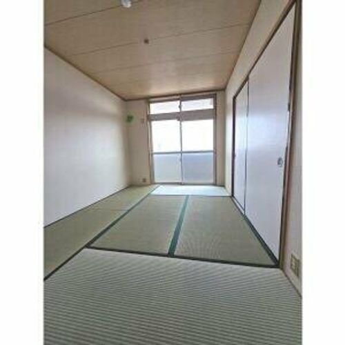 ボンアーデル壱番館402の内装