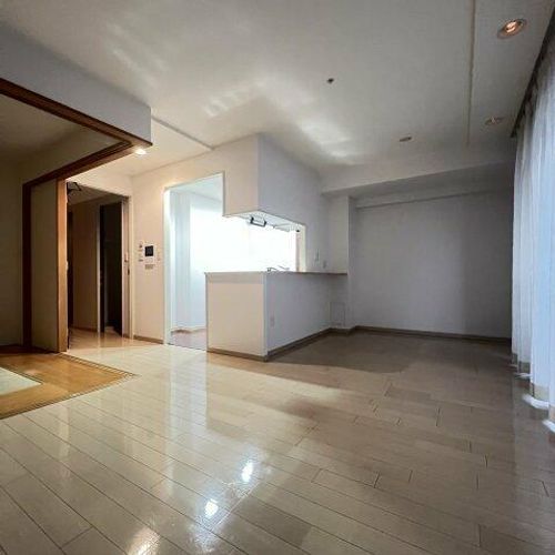 ライオンズガーデン千種アーススクエアの居間