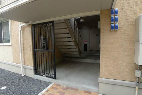 福岡県北九州市八幡西区御開2丁目(アパート)の賃貸物件の玄関