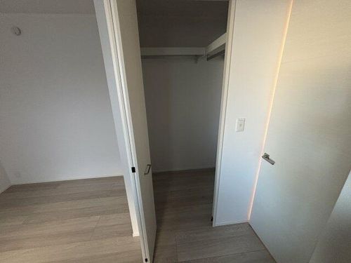 リバーサイドK102の内装