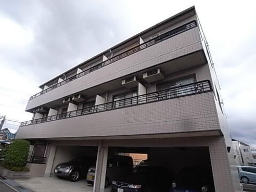 メゾネット栄根(サカネ)306の玄関