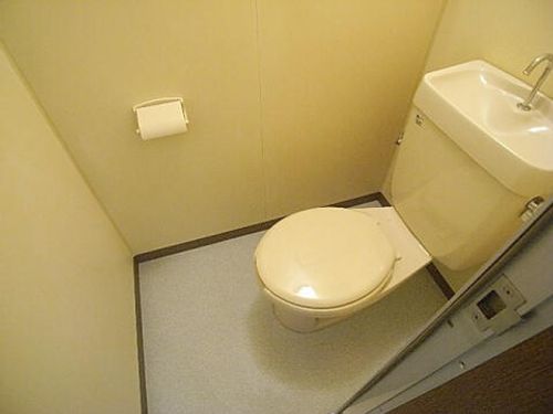 メゾネット栄根(サカネ)306の内装