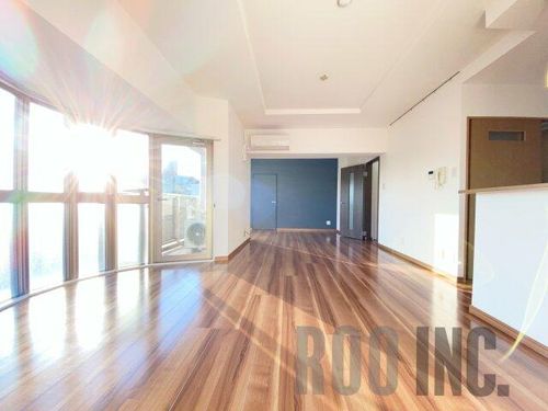 サンテデーレしかまの居間