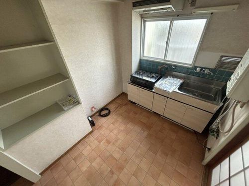 野里マンション502の居間