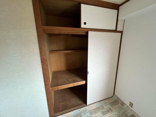 野里マンション502の内装