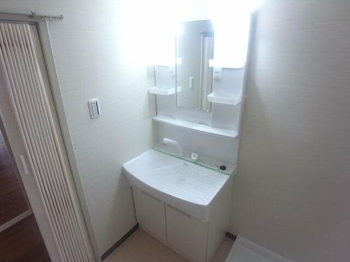 白鷹香枦園第二マンションの内装