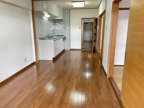コーポ龍野2-5の居間