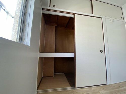 ビレッジハウス粟生2号棟0304の内装