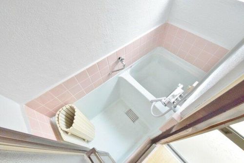 大阪府柏原市平野1丁目(一戸建)の賃貸物件101の風呂