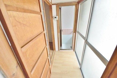 大阪府柏原市平野1丁目(一戸建)の賃貸物件101の玄関