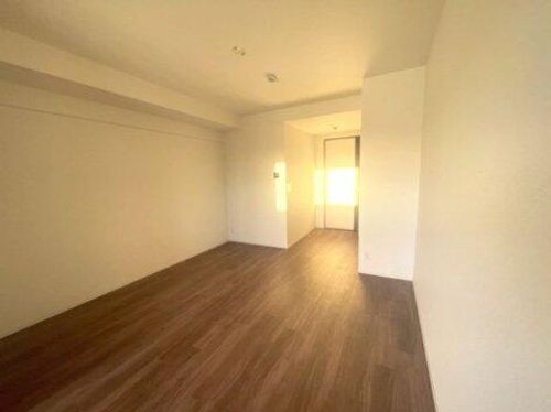 ArtizA緑地公園の居間