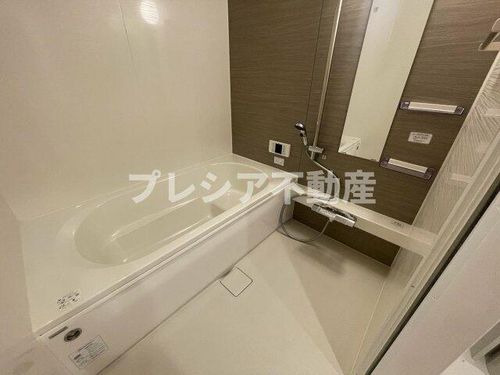 ヴィクトワール庄302の風呂