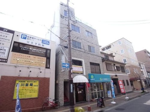 戸田町高田マンション302の外観