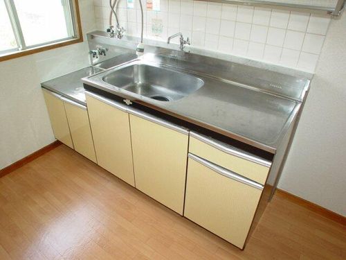年ヶ森ハイツA305のキッチン