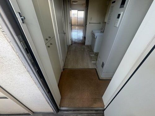 ヴィラ・エトワール303の玄関