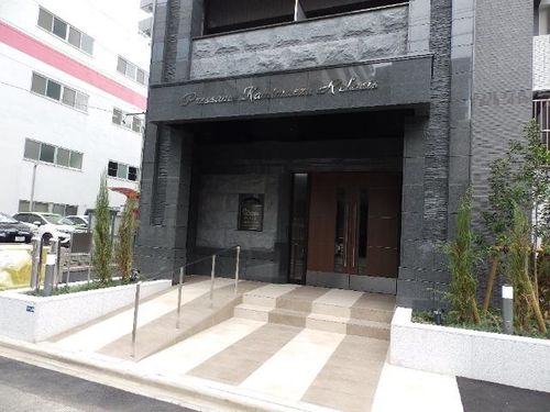 プレサンス上前津リラシスの外観