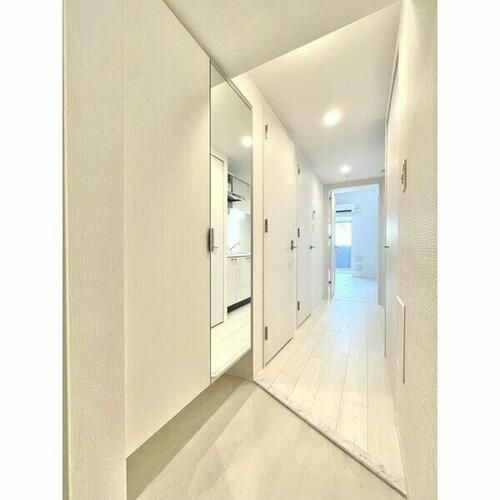 エスリード上前津セレーノの玄関