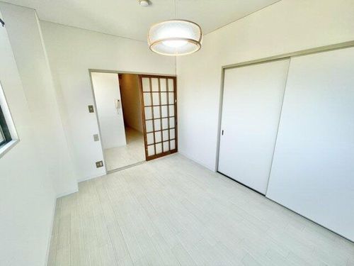 大阪府藤井寺市野中1丁目(マンション)の賃貸物件の居間