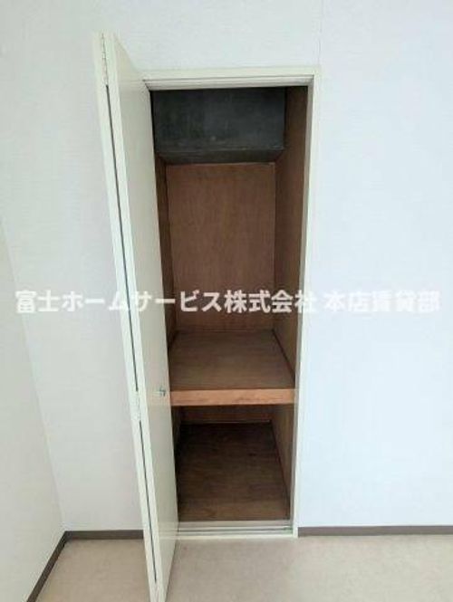 松岡ビル北花田の内装