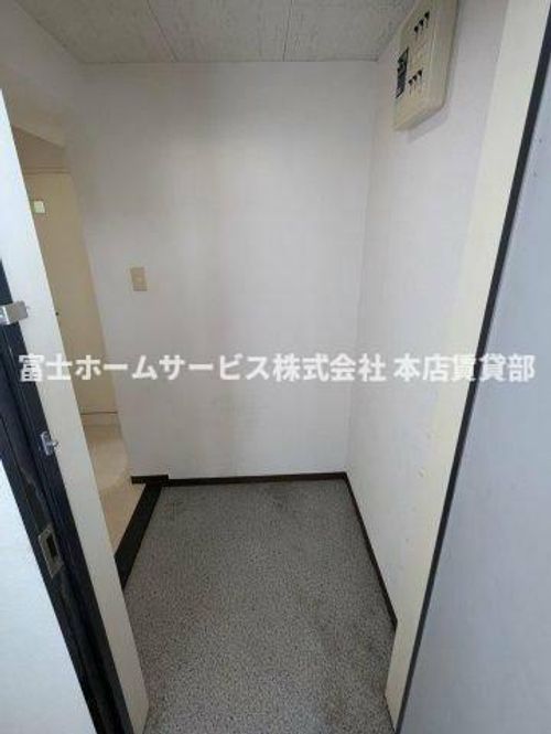 松岡ビル北花田の内装