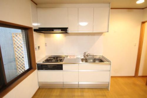 兵庫県川西市花屋敷1丁目(マンション)の賃貸物件のキッチン