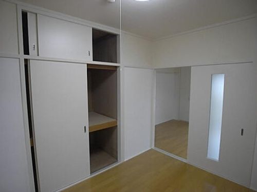 グレイス川西 南館403の内装