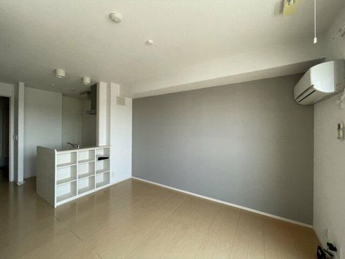 セジュール町坪の居間