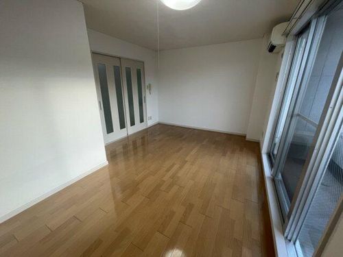 アートN206の内装