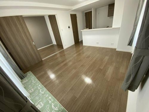 アルファステイツ姫路城西708の居間