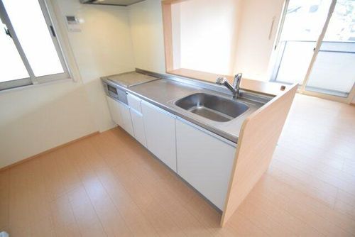 サニーハイム伊伝居のキッチン