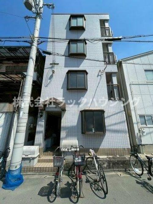 ツインウエストの外観