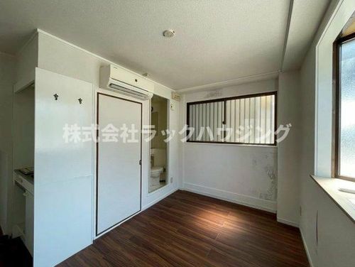 ツインウエストの居間