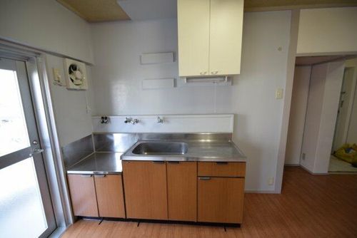 姫路青山 6号棟536のキッチン