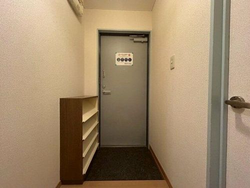 サンスカイ葉山の玄関