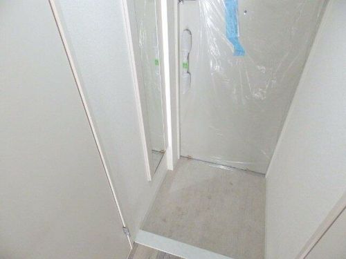 レガリア105の玄関