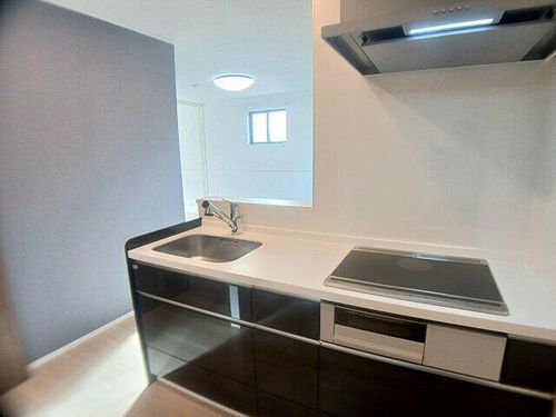 スペチアーレ クアットロのキッチン