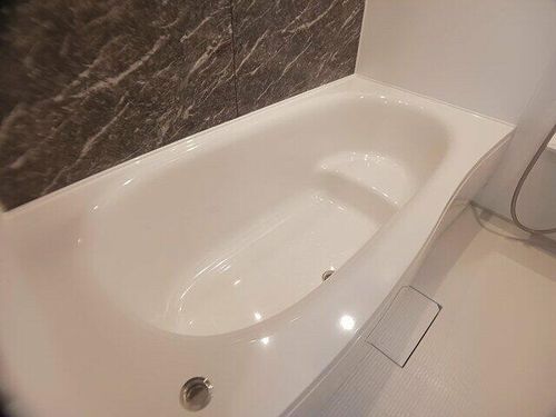 スペチアーレ クアットロの風呂