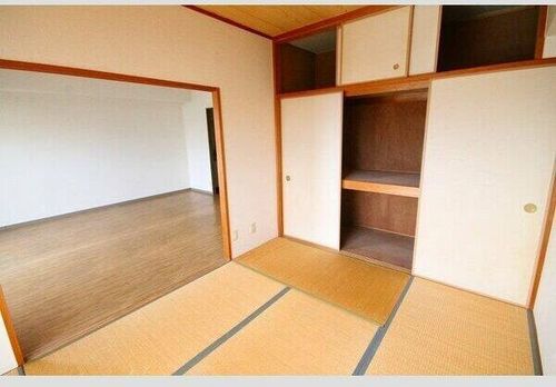 シティ・ライフ山下通の内装