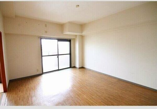 シティ・ライフ山下通の居間