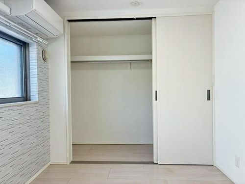 クレスト高畑201の内装