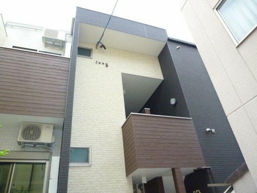 グルージャ黒門205の外観