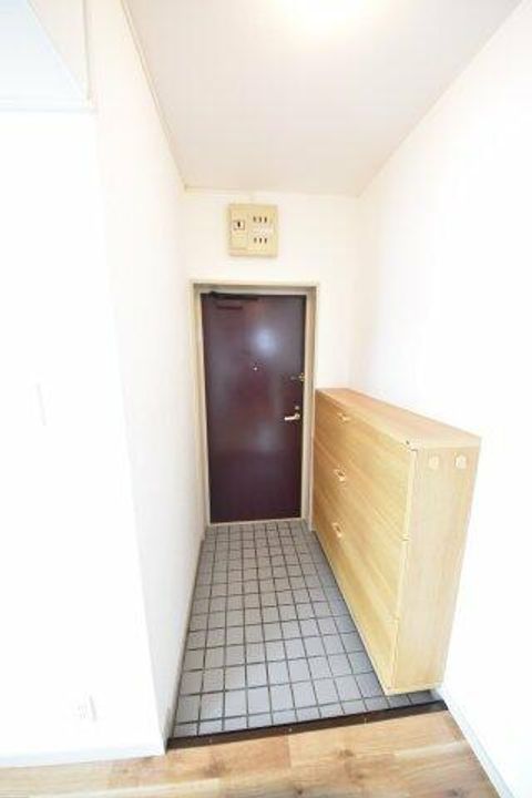 神仙閣マンションの玄関