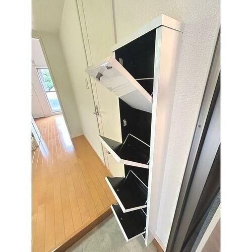 タウンコート高畑の玄関