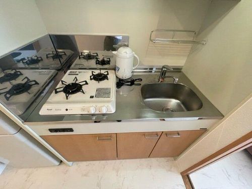 GP栄本町通りのキッチン