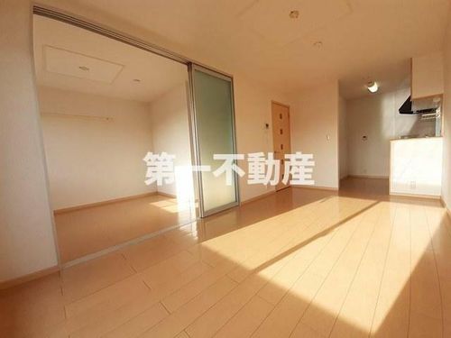プレアデスAA201の居間