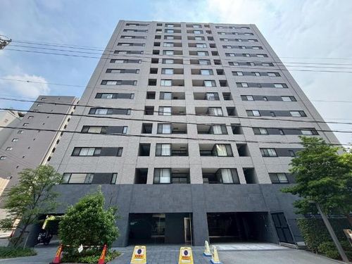 グラン・アベニュー栄1012の外観